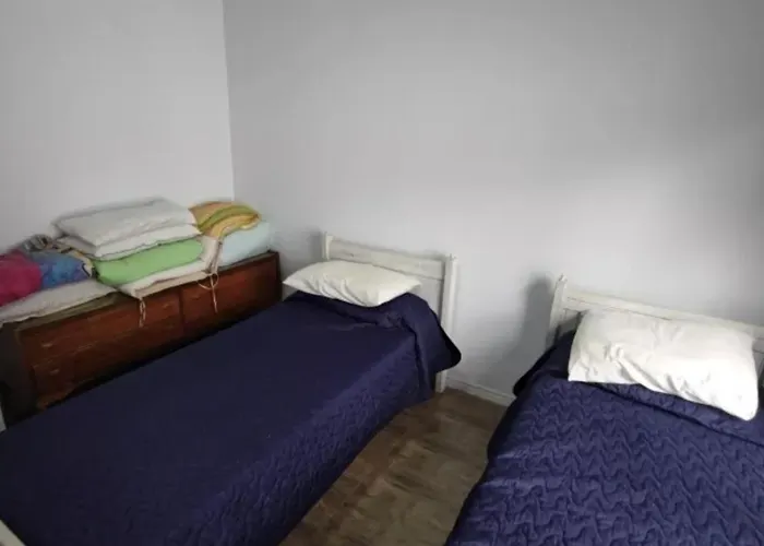 Amplia Casa En La Falda